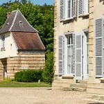 Bed & Breakfast Chateau De Luzieres
