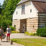 Chateau De Luzieres 3* Conty